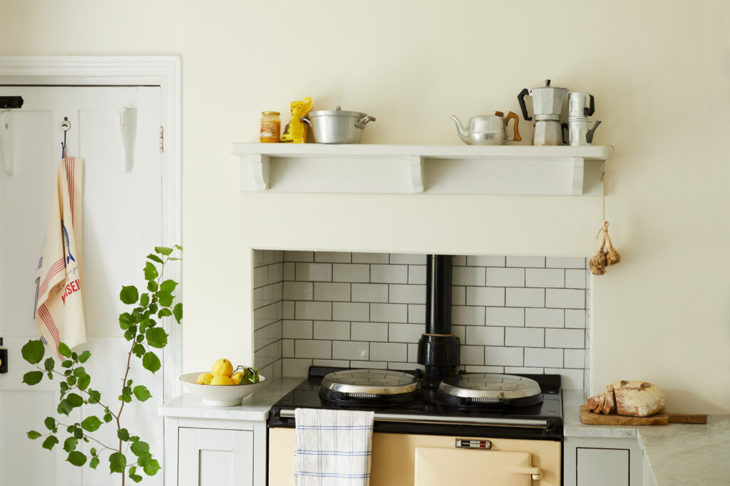 Sandy Castle is a warm creamy paint colour, ideal for brightening up kitchens